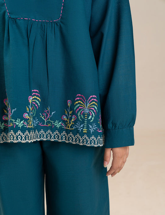2 PIECE FLORAL EMBROIDERED SUIT