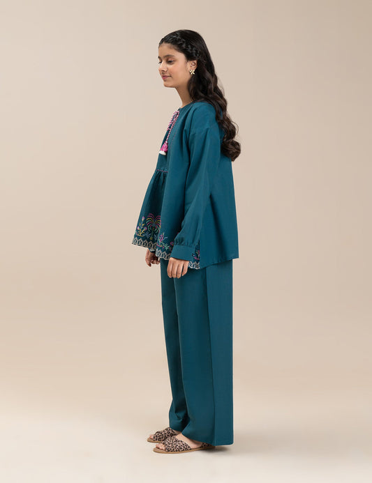 2 PIECE FLORAL EMBROIDERED SUIT