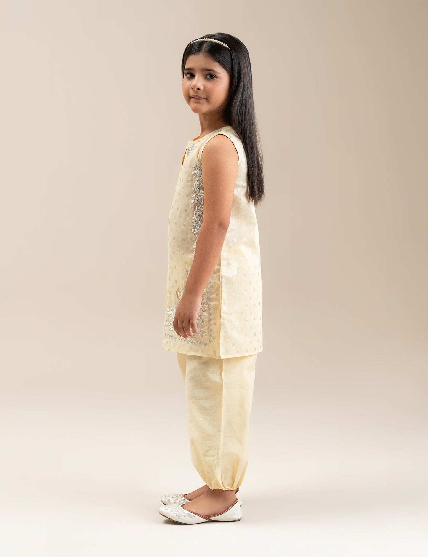 2 PIECE TILLA EMBROIDERED SUIT