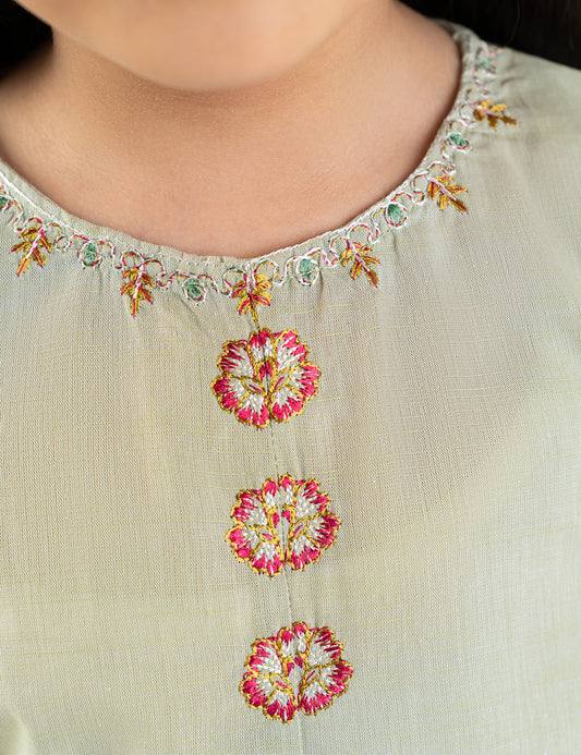 2 PIECE FLORAL EMBROIDERED SUIT