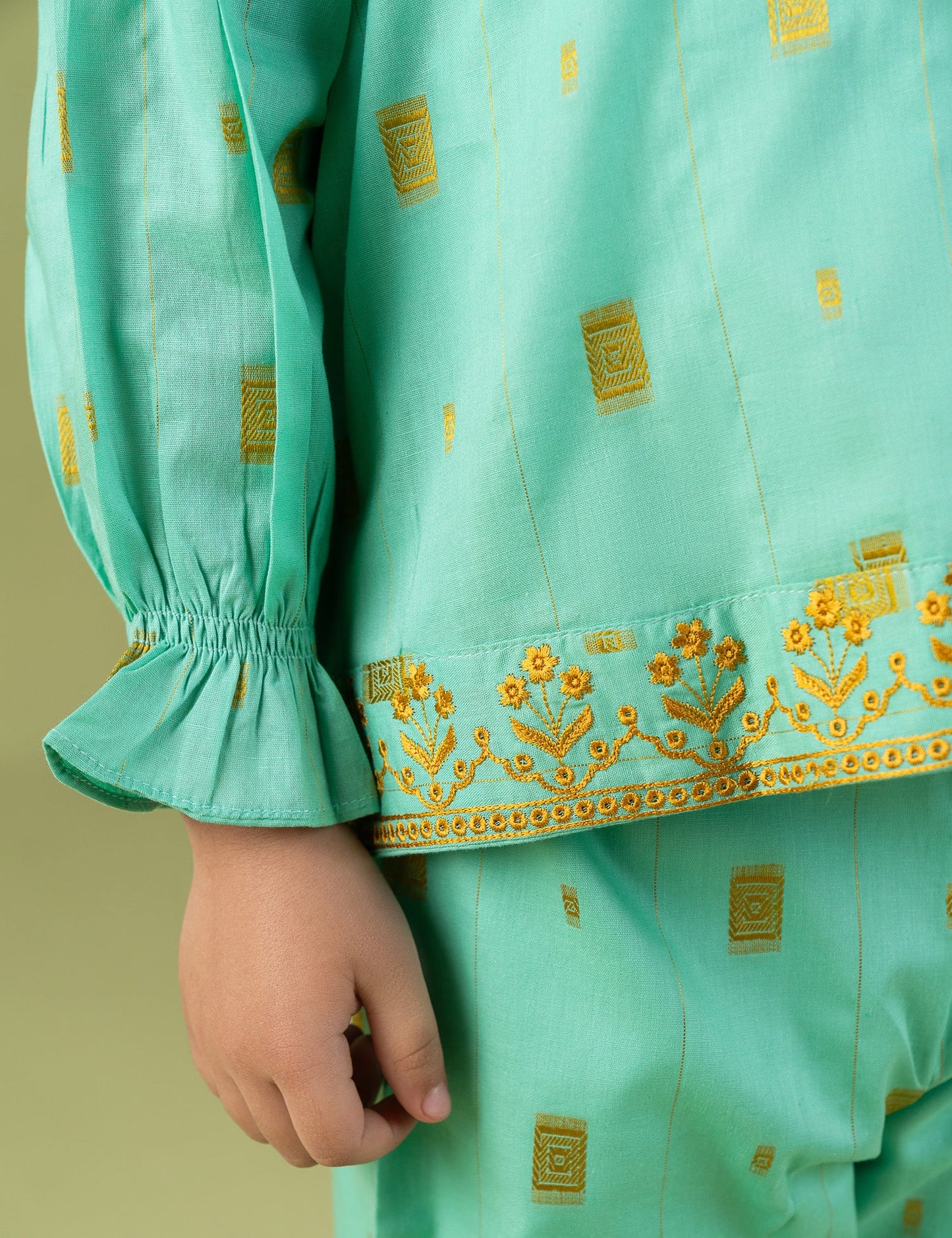 2 PIECE FLORAL EMBROIDERED SUIT