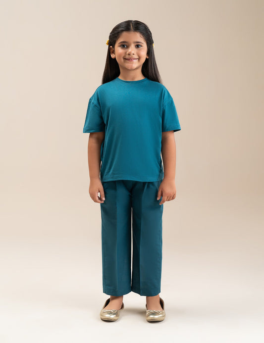 BASIC T-SHIRT