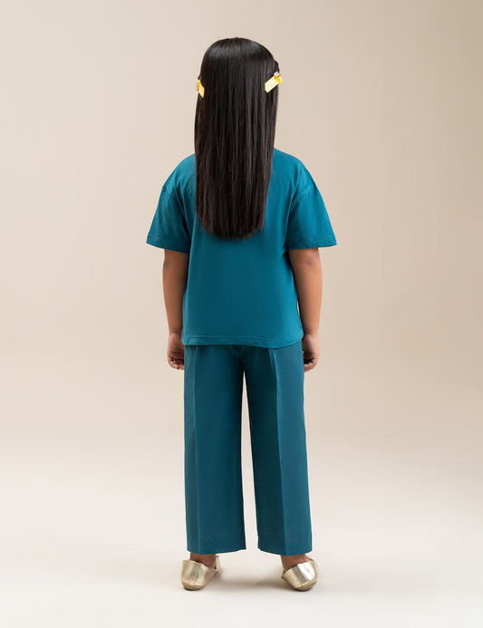 BASIC T-SHIRT