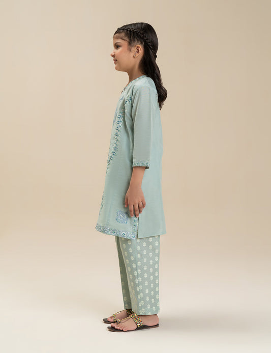 2 PIECE FLORAL EMBROIDERED SUIT