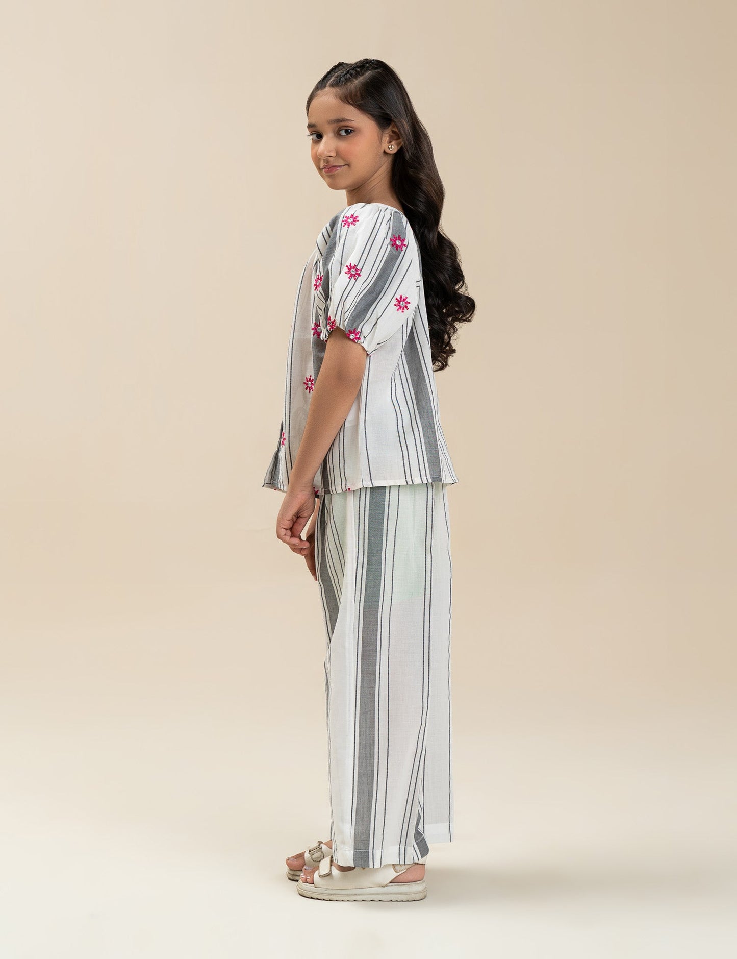 2 PIECE STRIPED FLORAL EMBROIDERED SUIT
