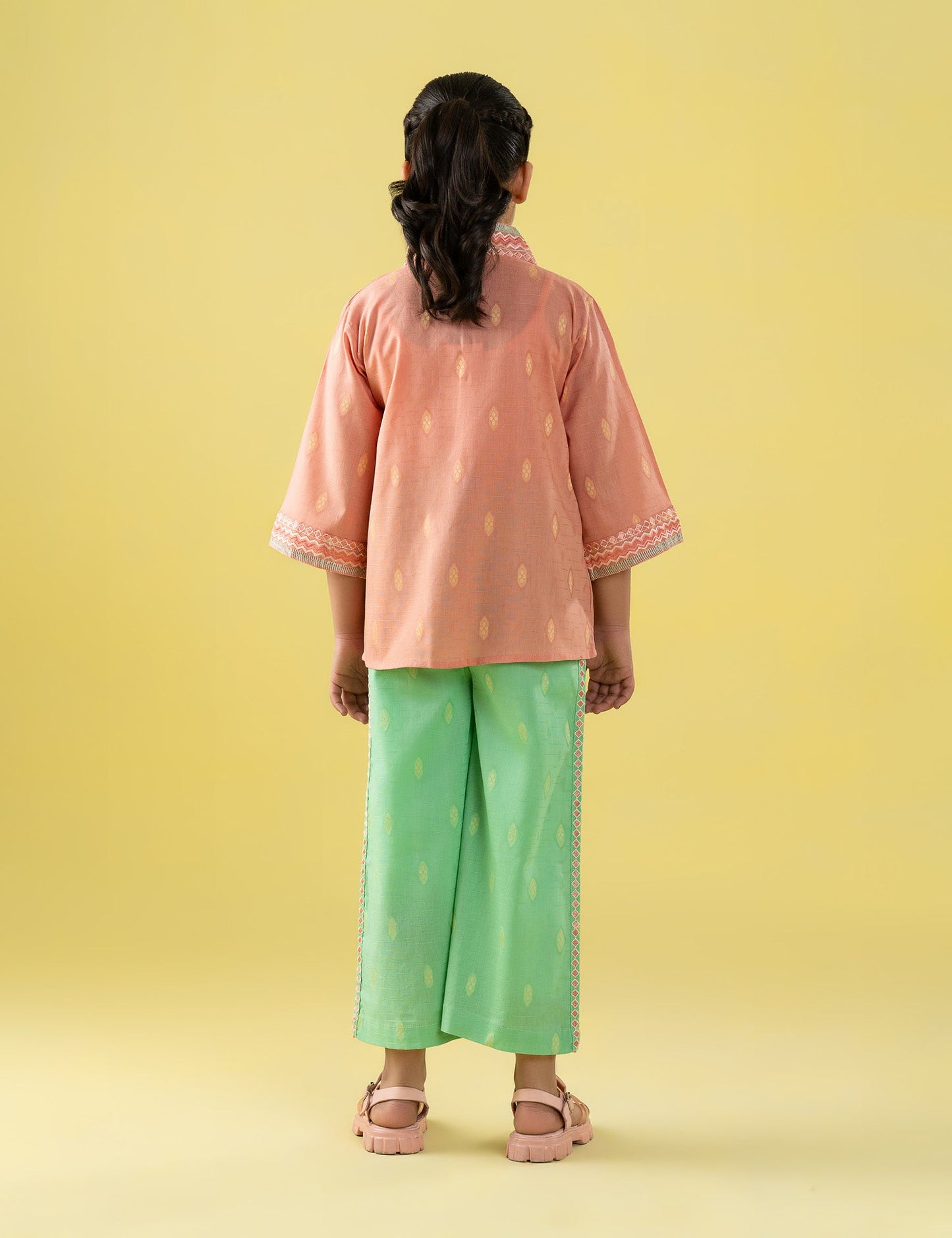 2 PIECE PRINTED SUIT