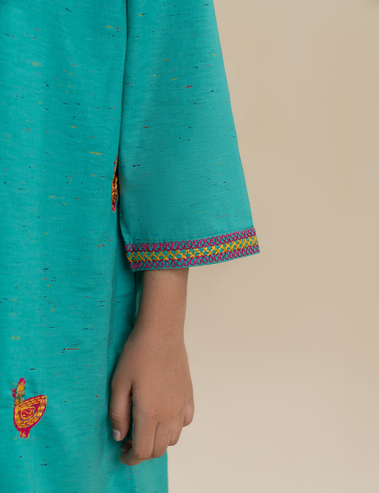 2 PIECE CHICKEN EMBROIDERED SUIT