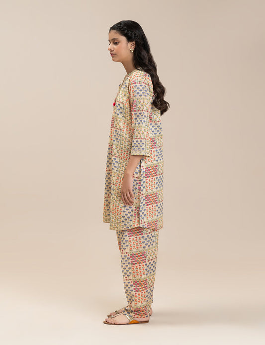 2 PIECE FLORAL PRINTED SUIT