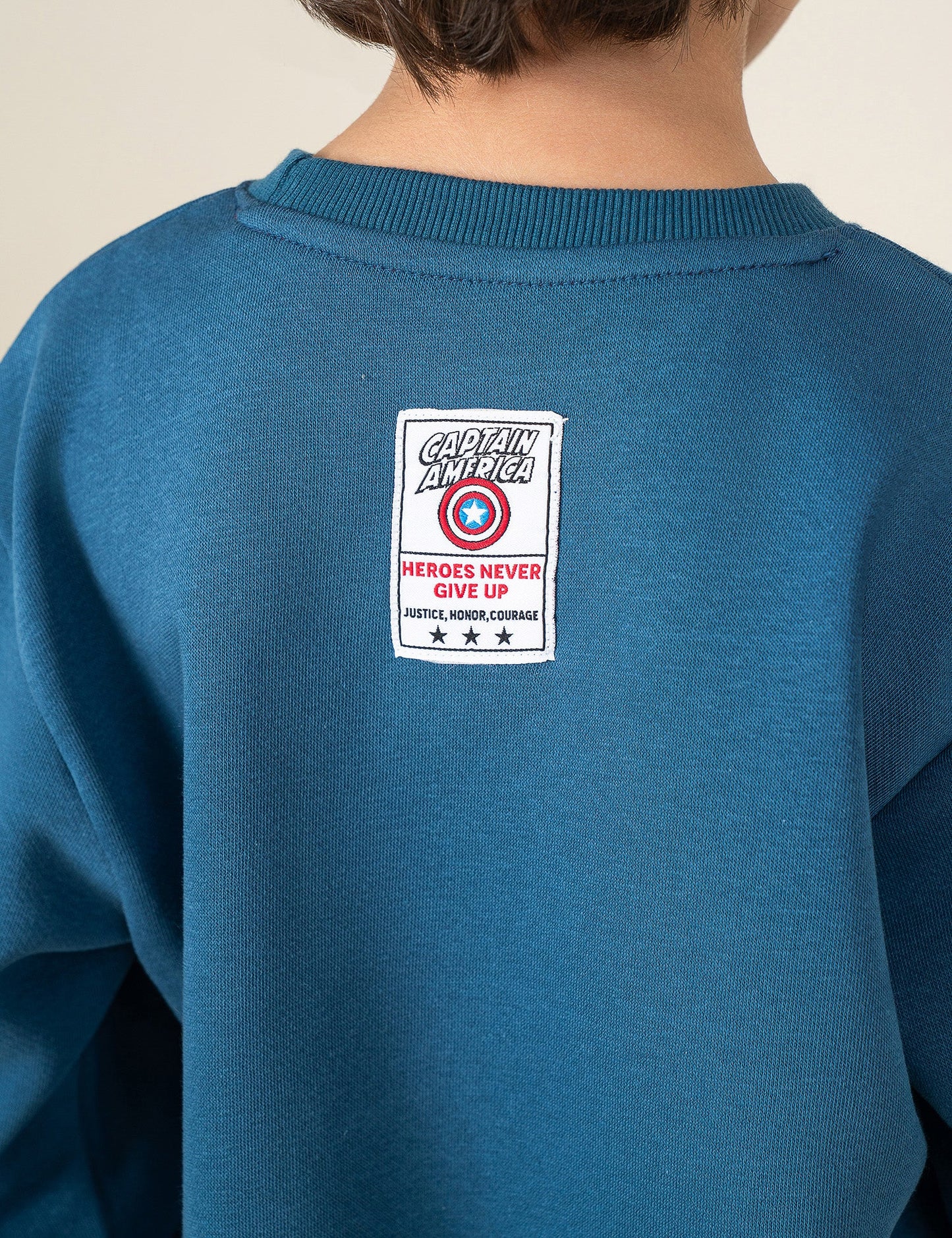 CAPTAIN SHEILD GRAPHIC SWEATSHIRT