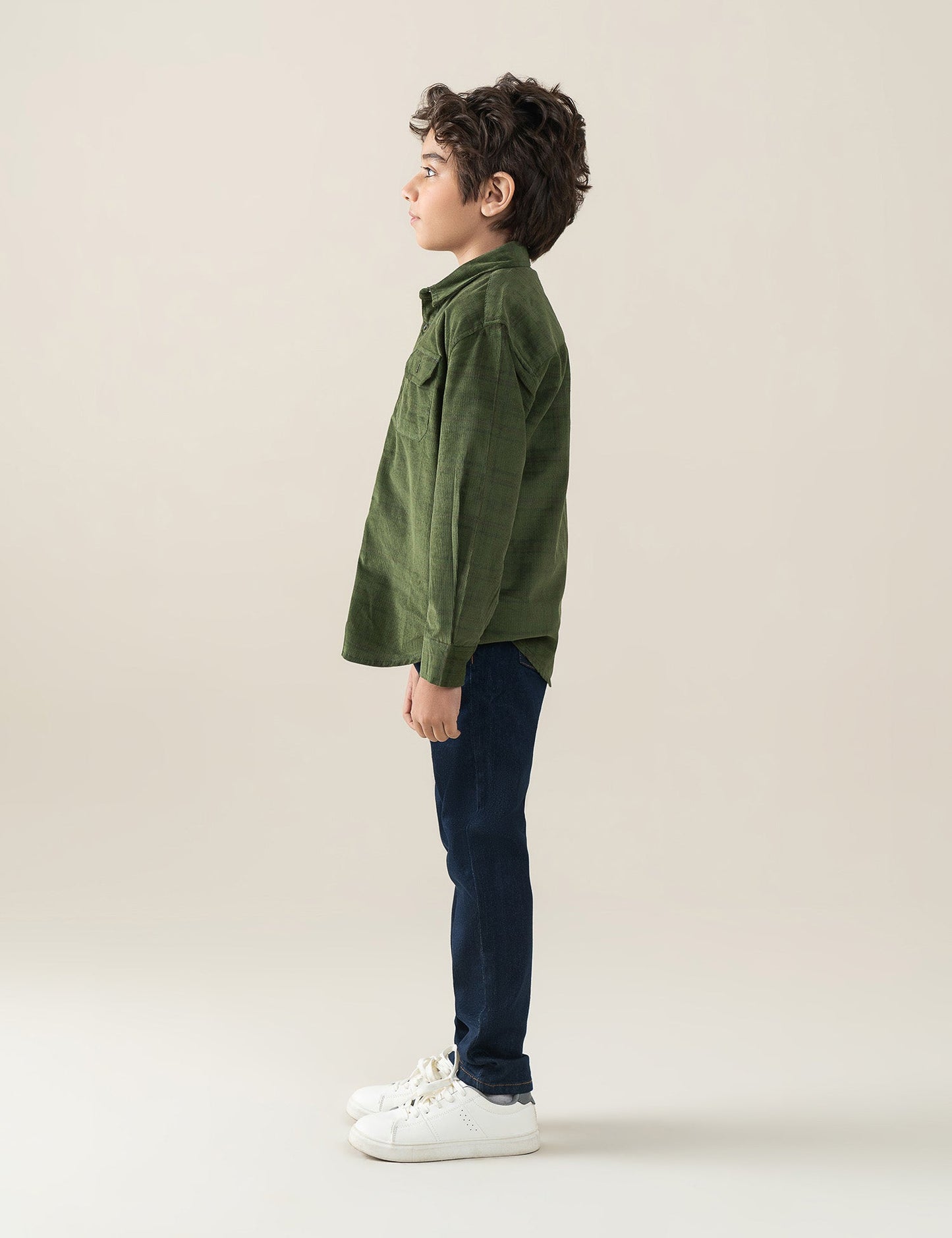 BASIC BUTTON DOWN SHIRT