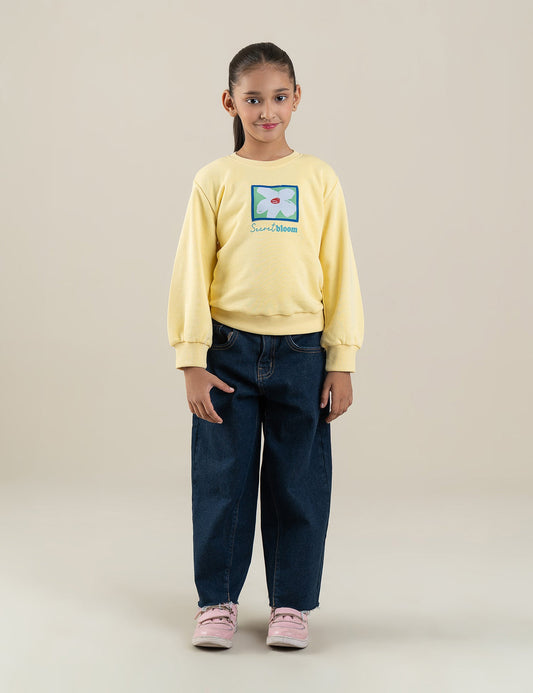 SECRET BLOOMS GRAPHIC SWEATSHIRT