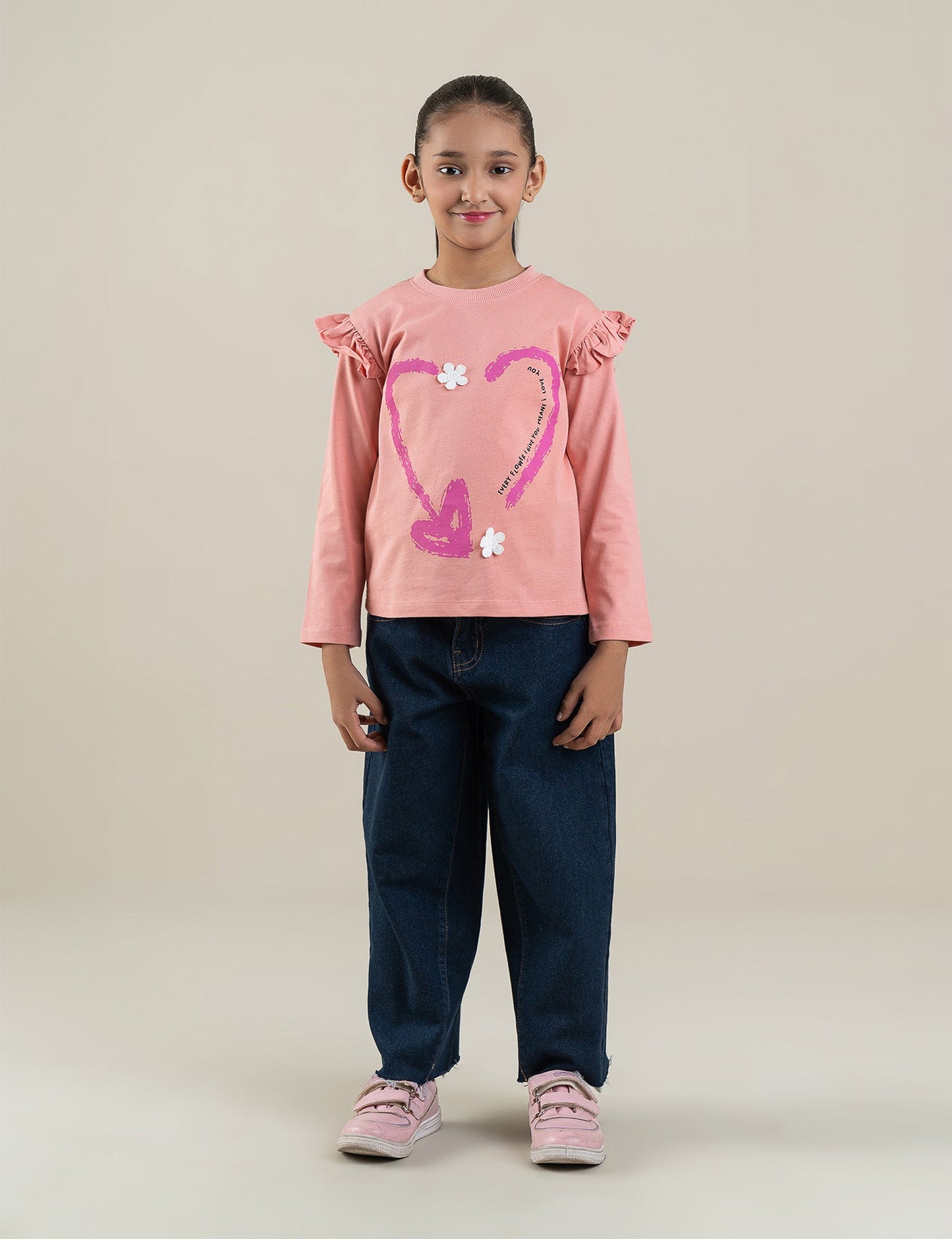 HEART AND FLOWER RUFFLE SLEEVE SWEATSHIRT