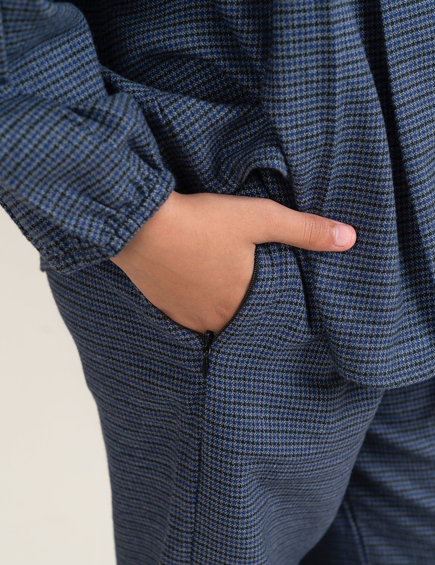 2 PIECE CHECKERED SUIT