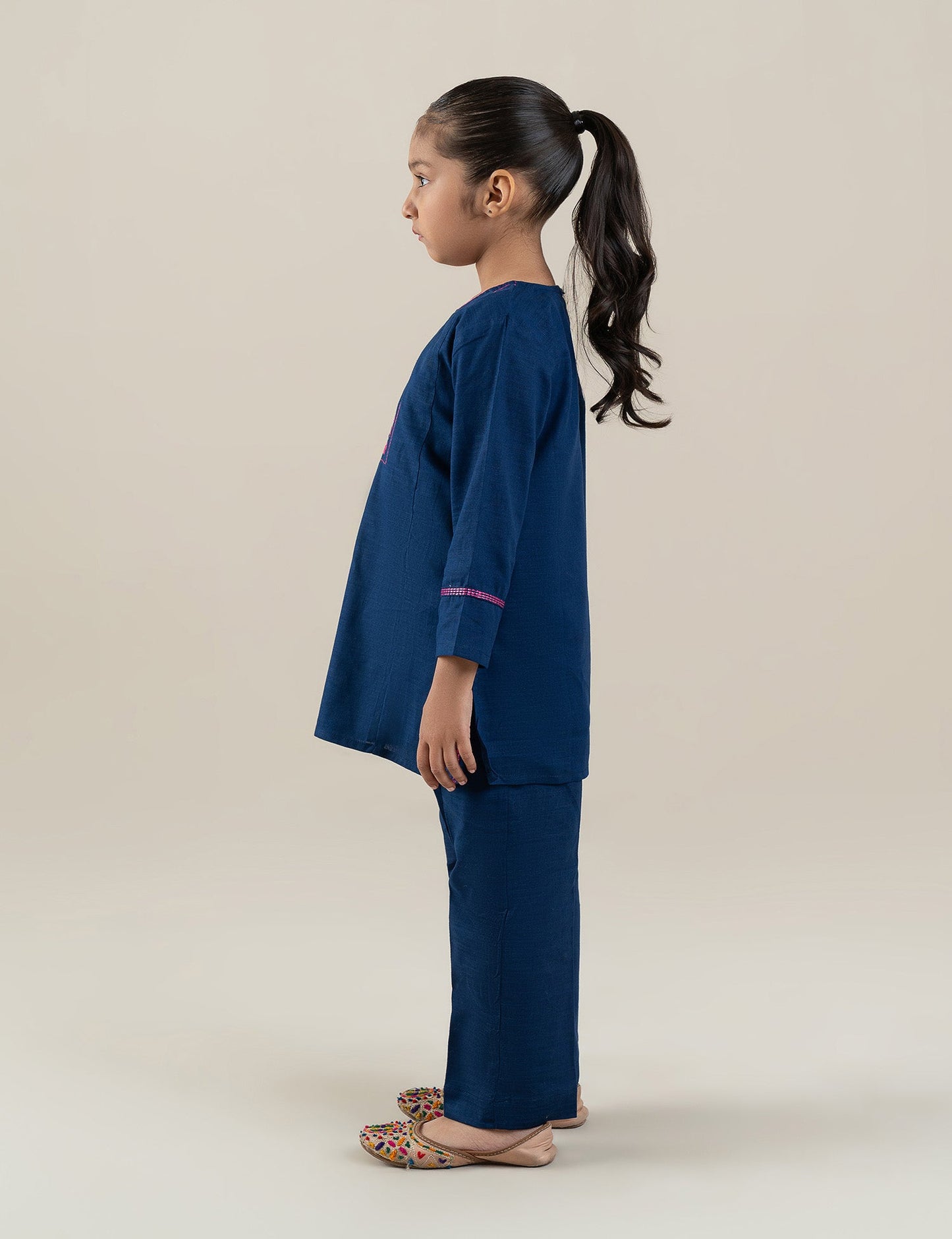 2 PIECE CONTRAST EMBROIDERED SUIT