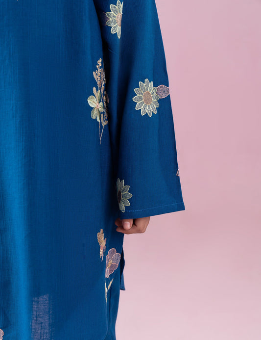 2 PIECE FLORAL EMBROIDERED SUIT