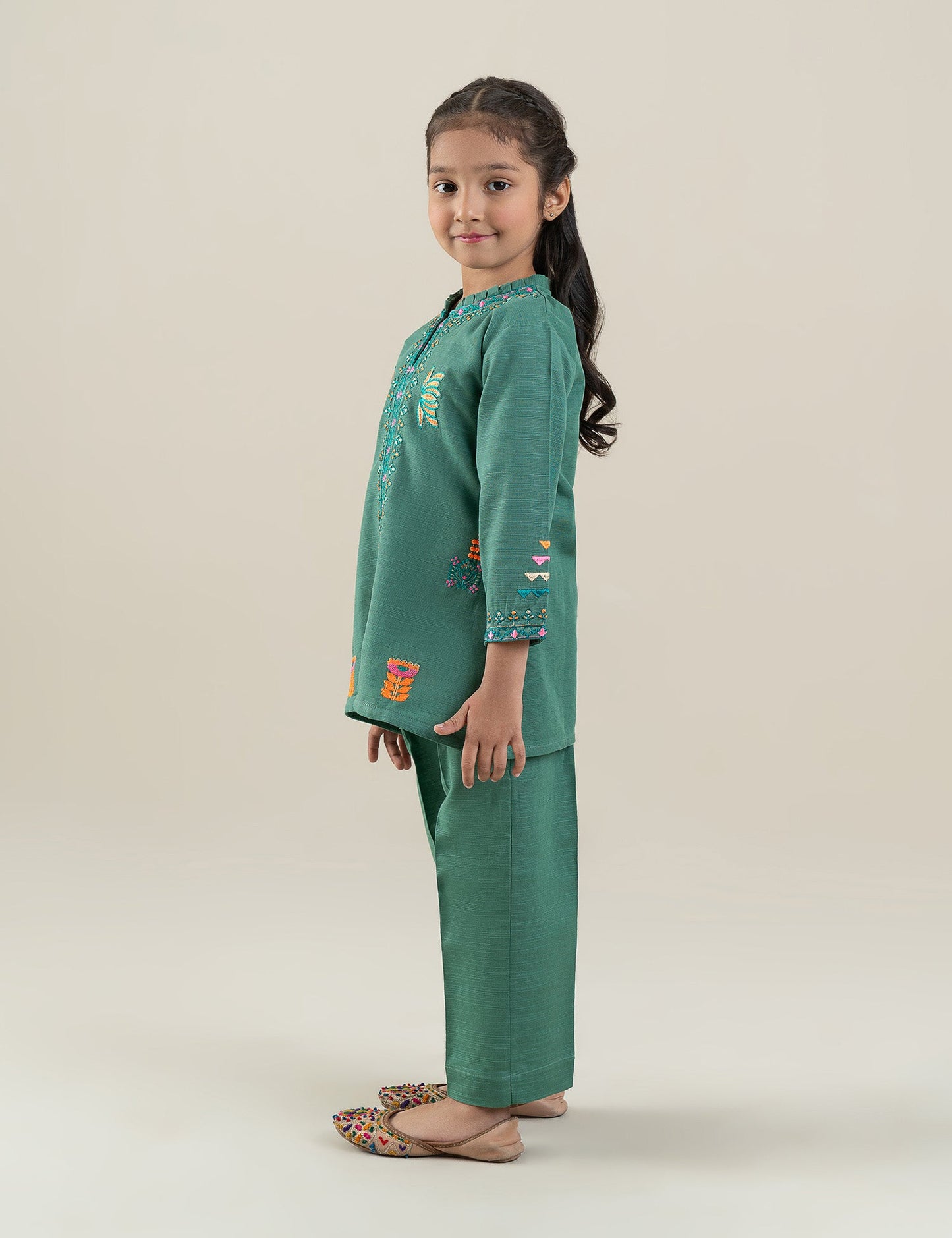 2 PIECE NEON EMBROIDERED SUIT