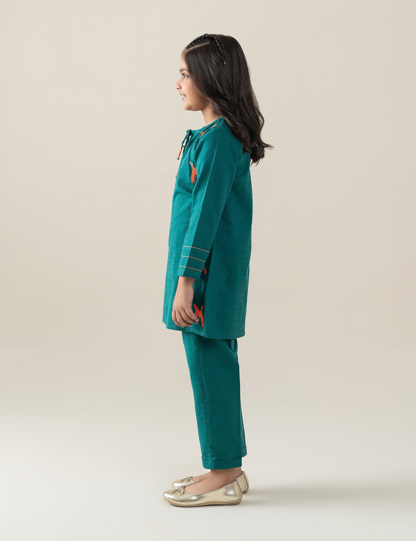 2 PIECE CONTRAST EMBROIDERED SUIT