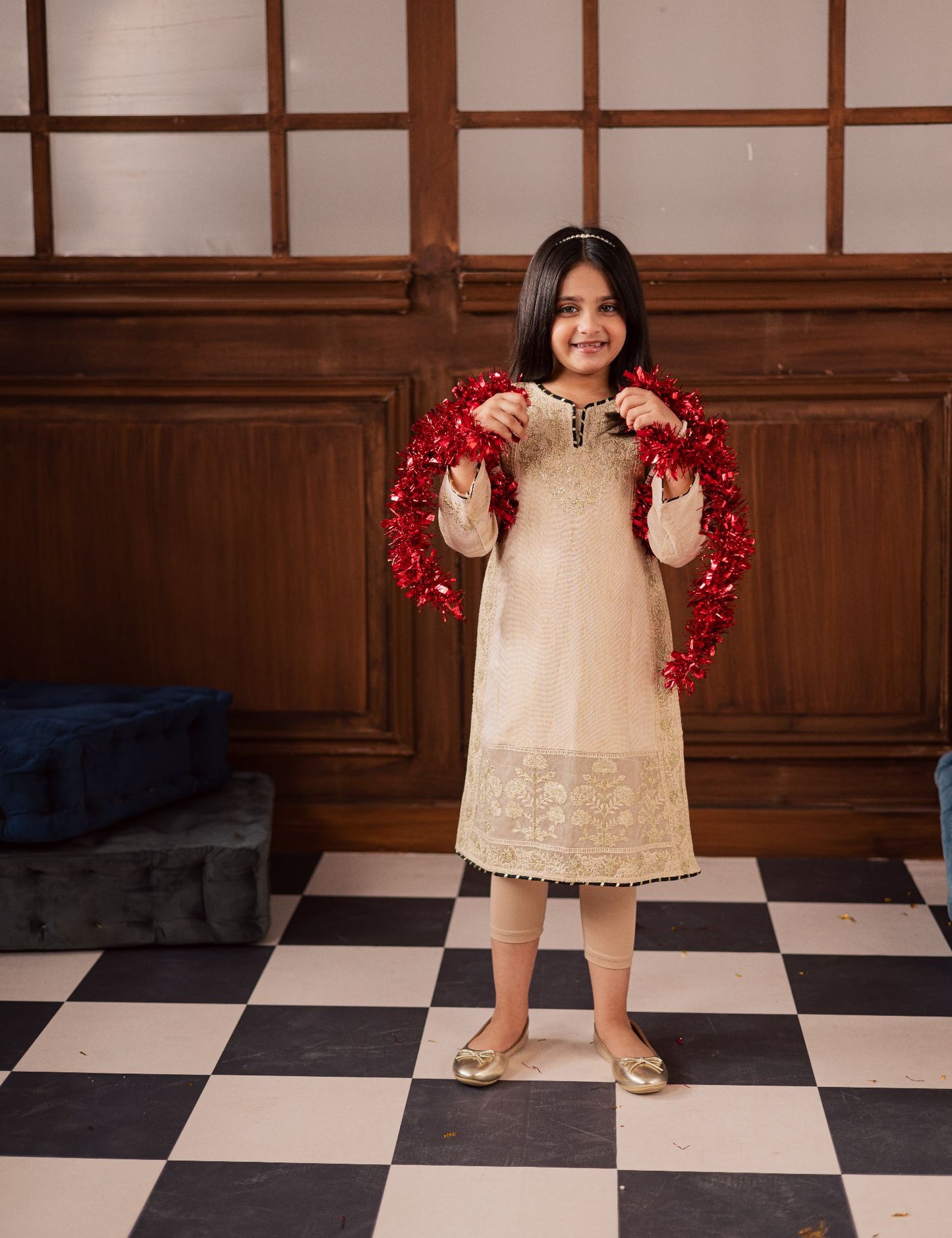 FLORAL EMBROIDERED KAFTAN SHIRT