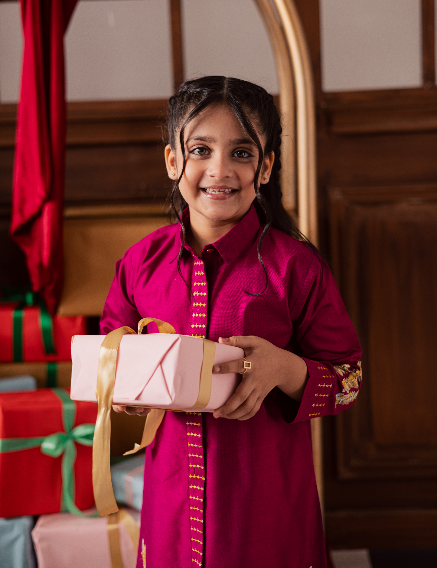 2 PIECE BUTTON DOWN EMBROIDERED SUIT