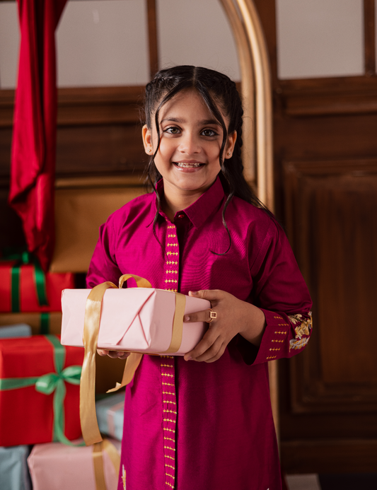 2 PIECE BUTTON DOWN EMBROIDERED SUIT