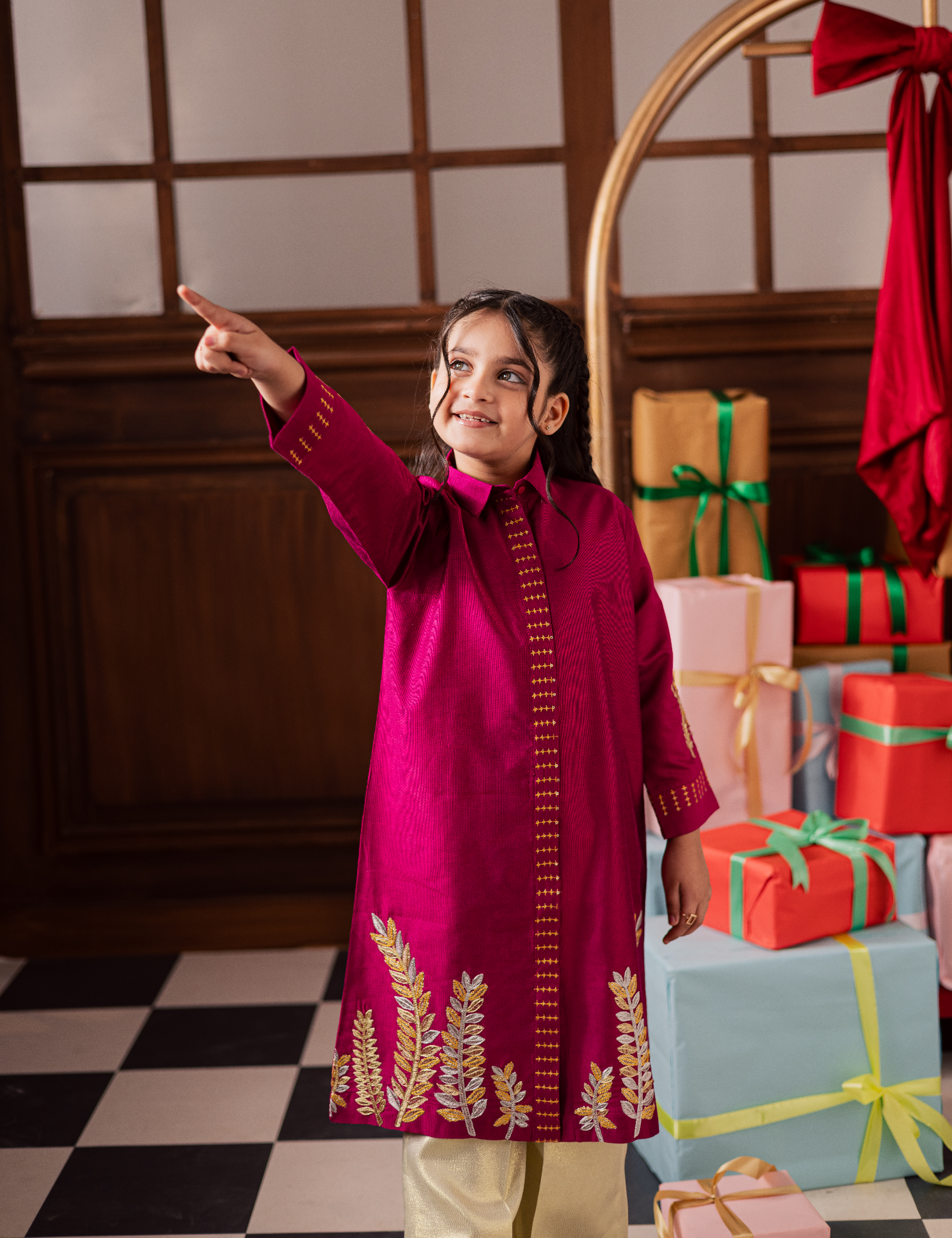 2 PIECE BUTTON DOWN EMBROIDERED SUIT