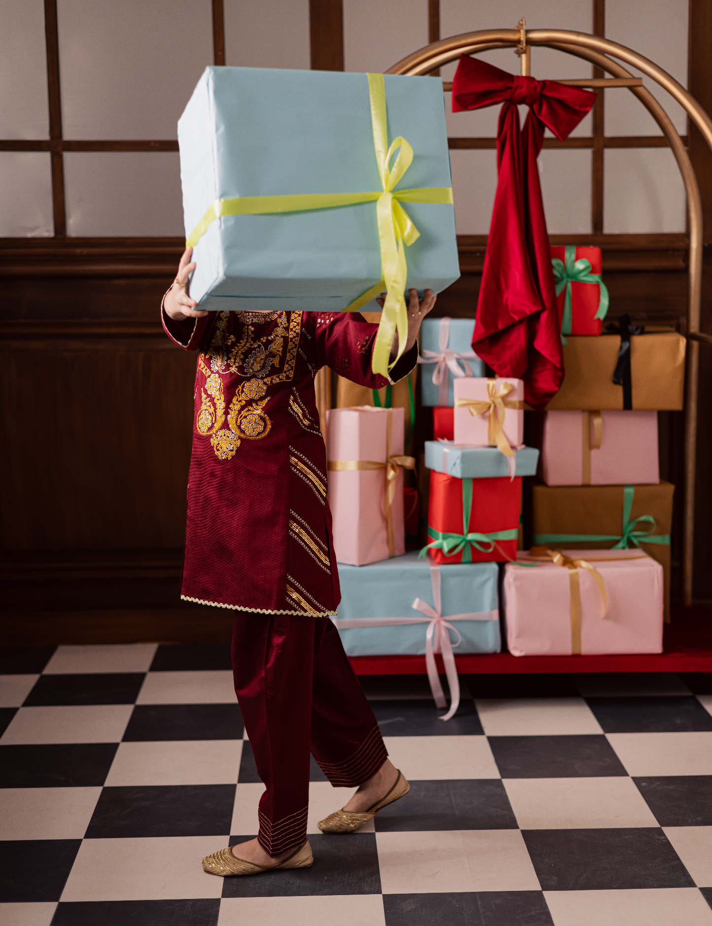 2 PIECE ETHNIC EMBROIDERED SUIT