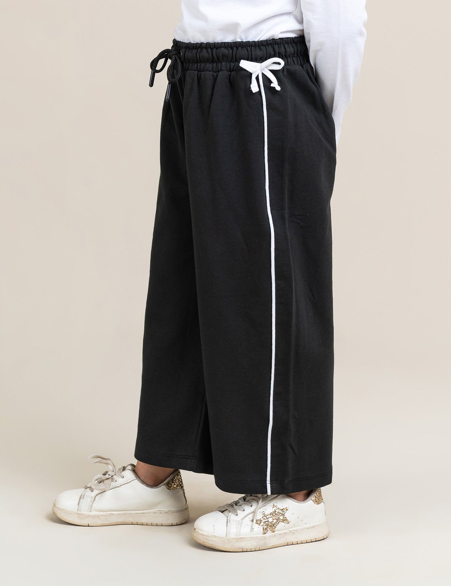 CONTRAST TRIM PANTS