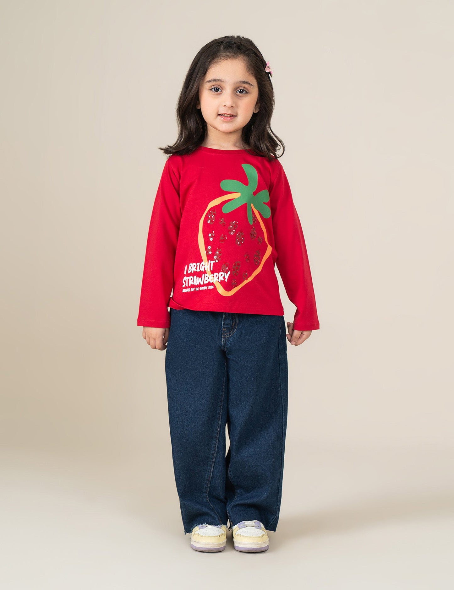 A BRIGHT STRAWBERRY PRINTED T-SHIRT