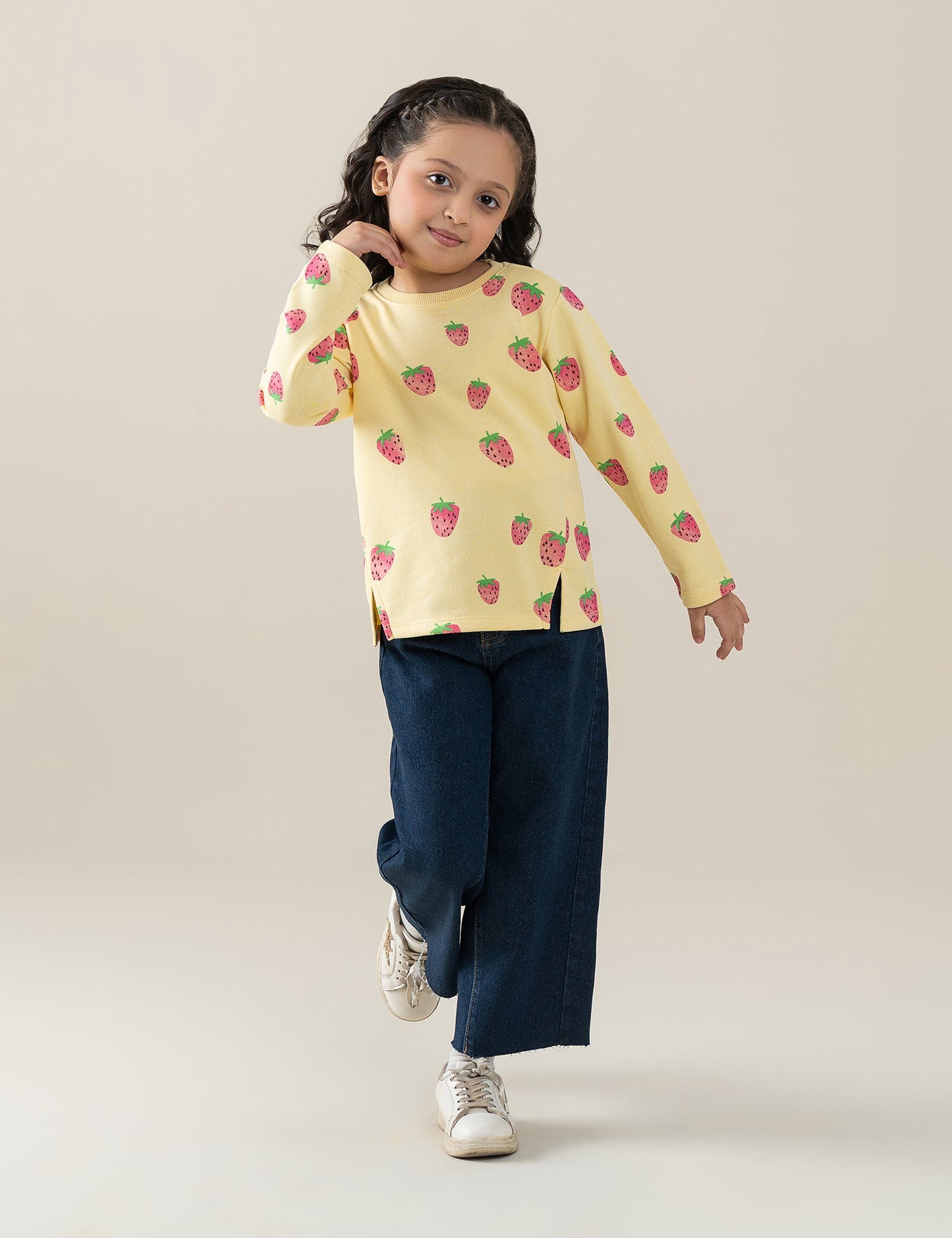 STRAWBERRY PRINTED T-SHIRT