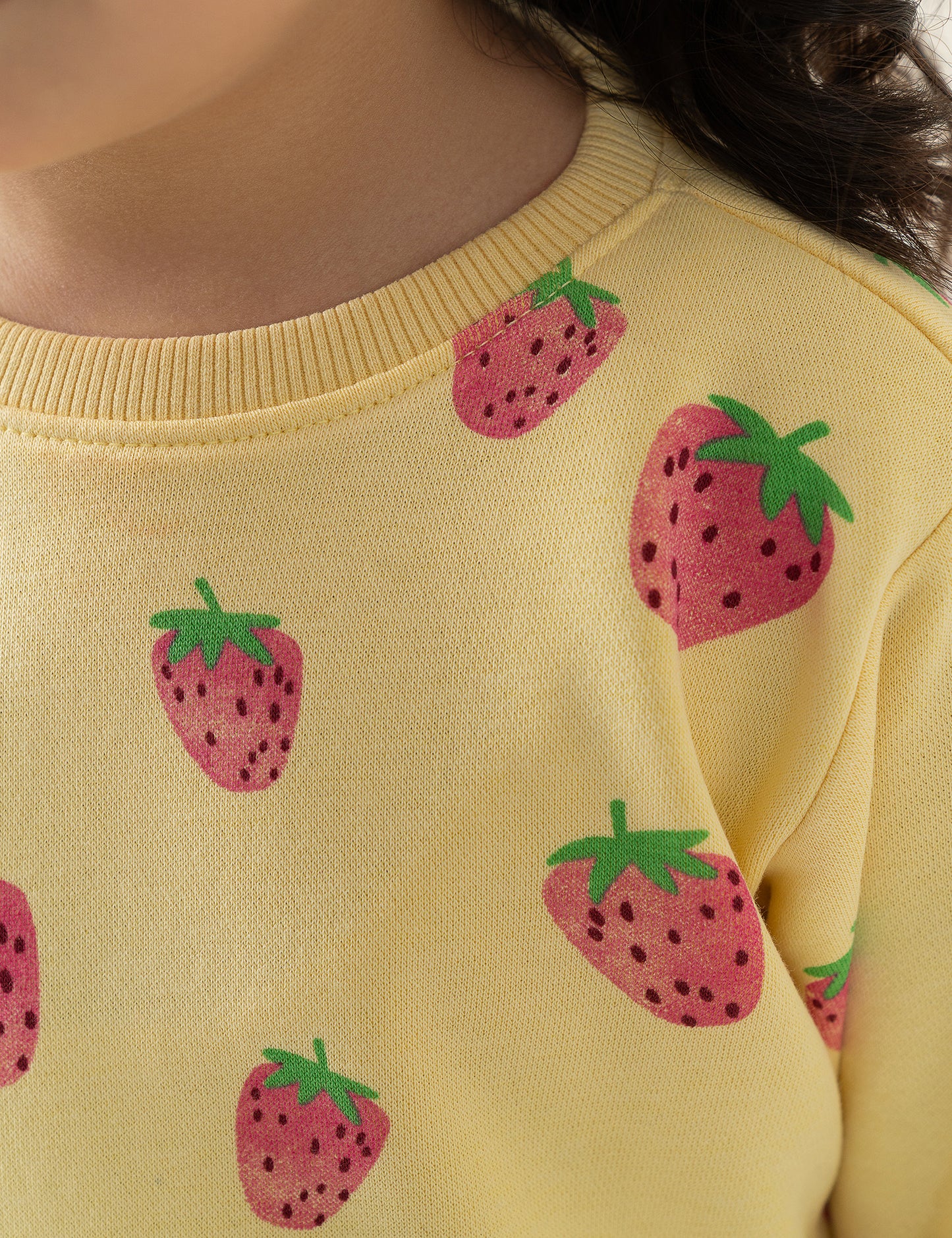STRAWBERRY PRINTED T-SHIRT