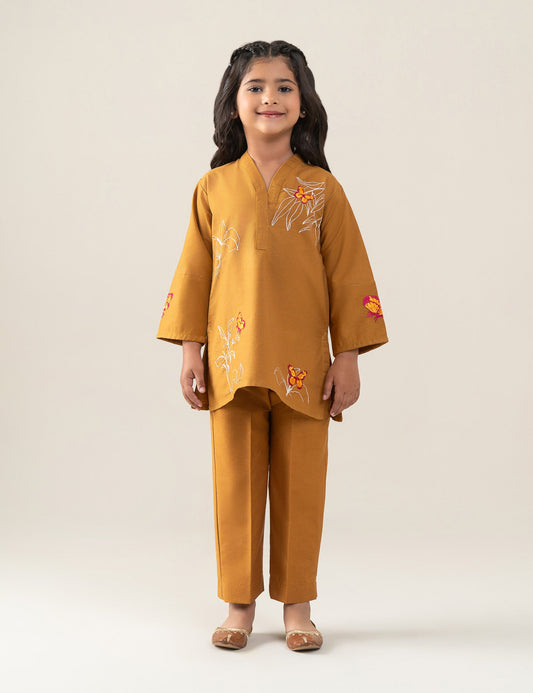 2 PIECE BUTTERFLY EMBROIDERED SUIT