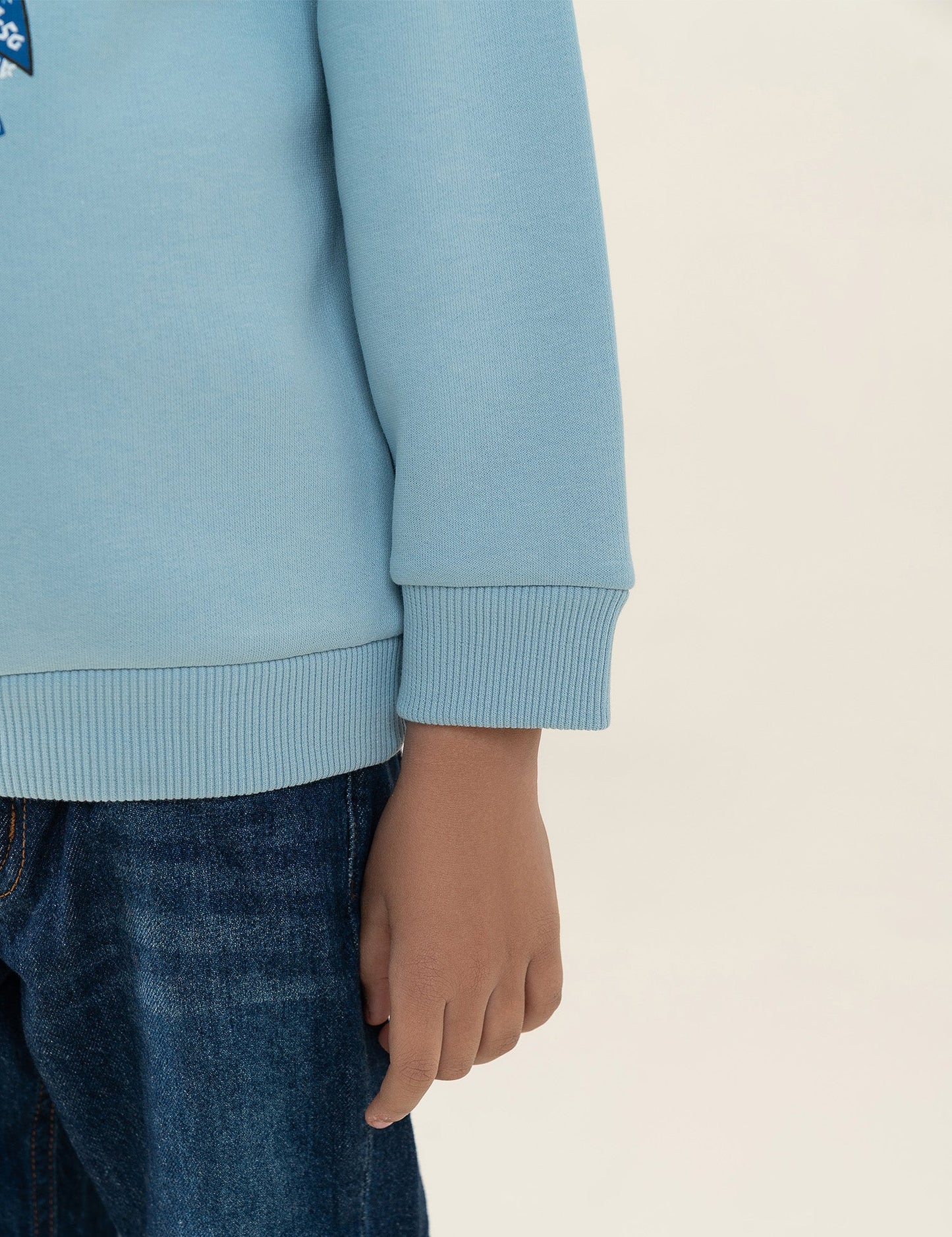 SONIC THE HEDGEHOG GRAPHIC SWEATSHIRT