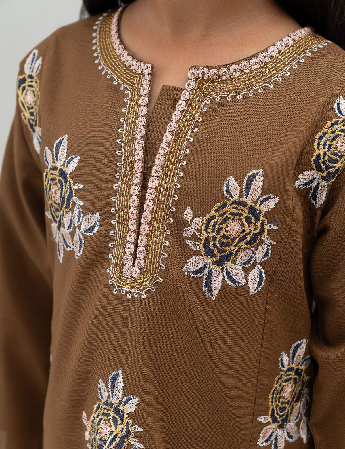 2 PIECE FLORAL EMBROIDERED SUIT