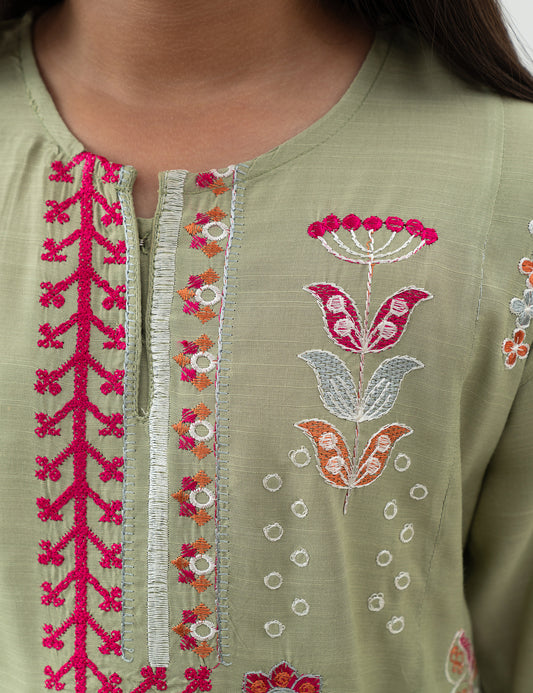 2 PIECE FLORAL EMBROIDERED SUIT