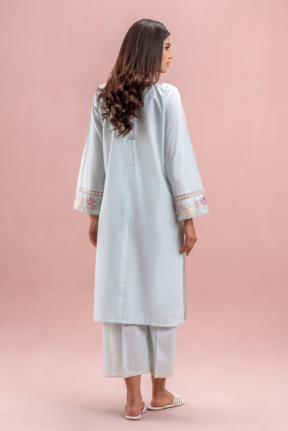 2 PIECE EMBROIDERED LAWN SUIT (PRET)