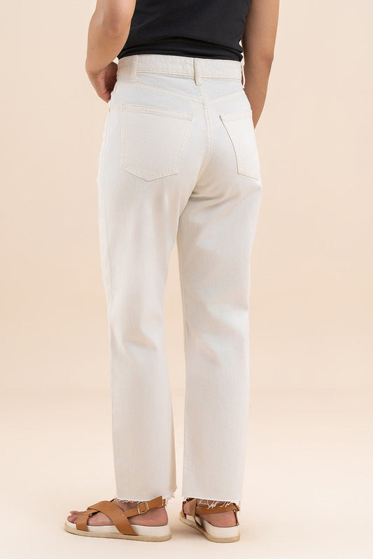HIGH-RISE STRAIGHT JEANS