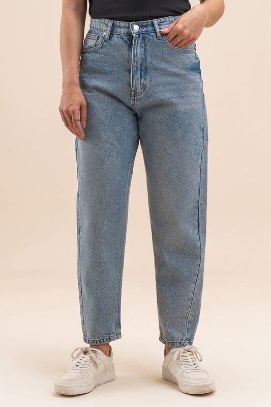 MOM JEANS