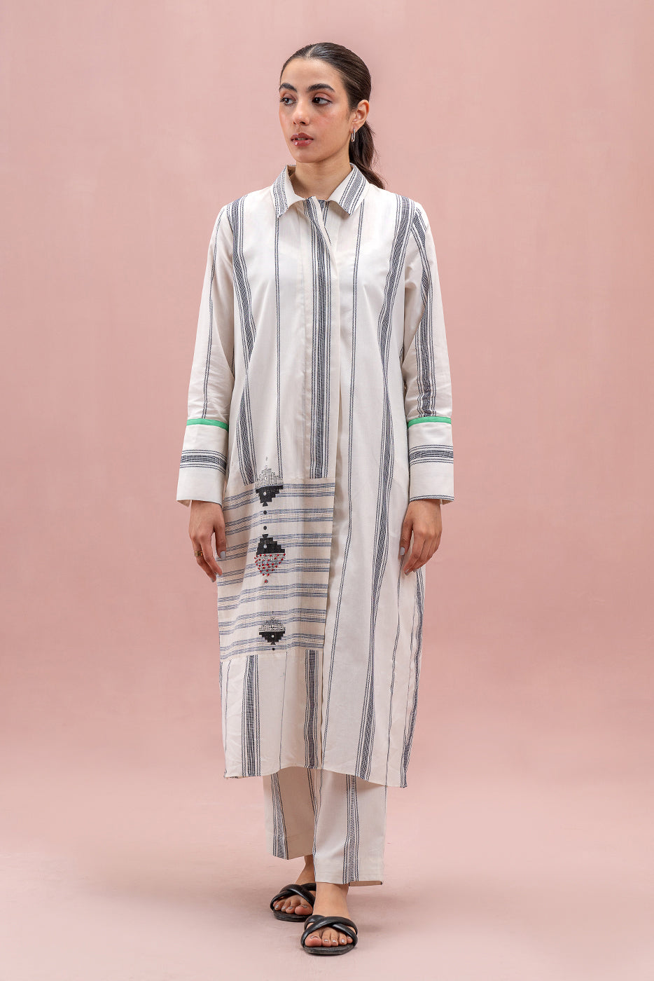 2 PIECE EMBROIDERED DOBBY SUIT (PRET)