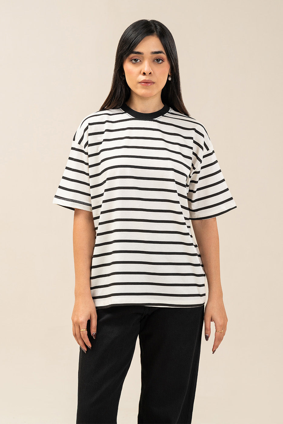 BASIC TEE