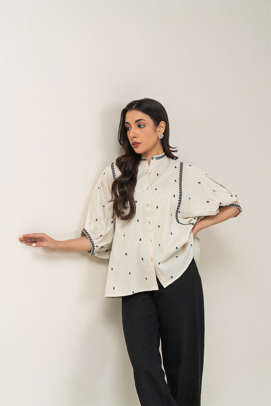 BASIC LINEN BLOUSE (WESTERN)