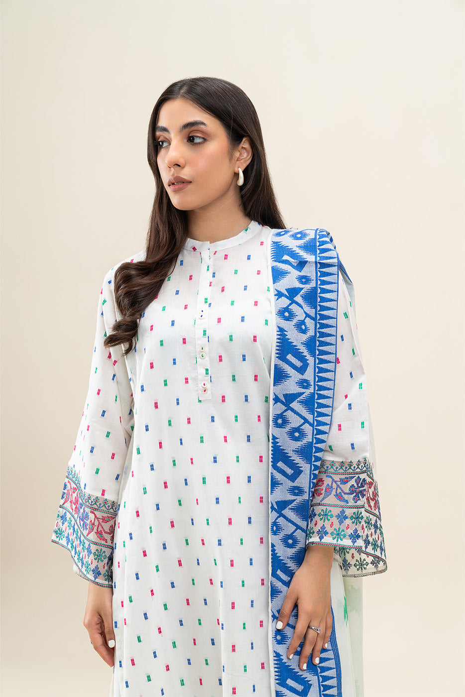 2 PIECE EMBROIDERED JACQUARD SUIT (PRET)