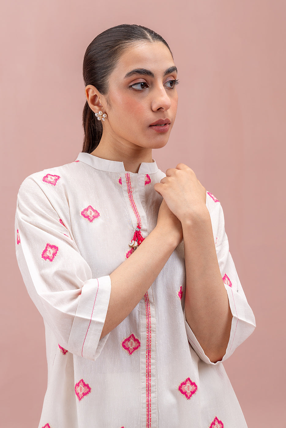 EMBROIDERED KARANDI SHIRT (PRET)