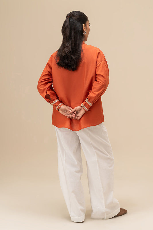 EMBROIDERED CAMBRIC TOP (PRET)