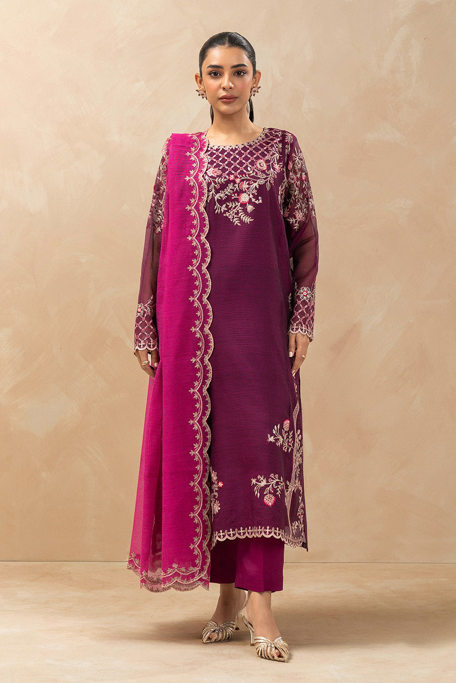 3 PIECE EMBROIDERED ORGANZA SUIT (LUXURY-PRET)