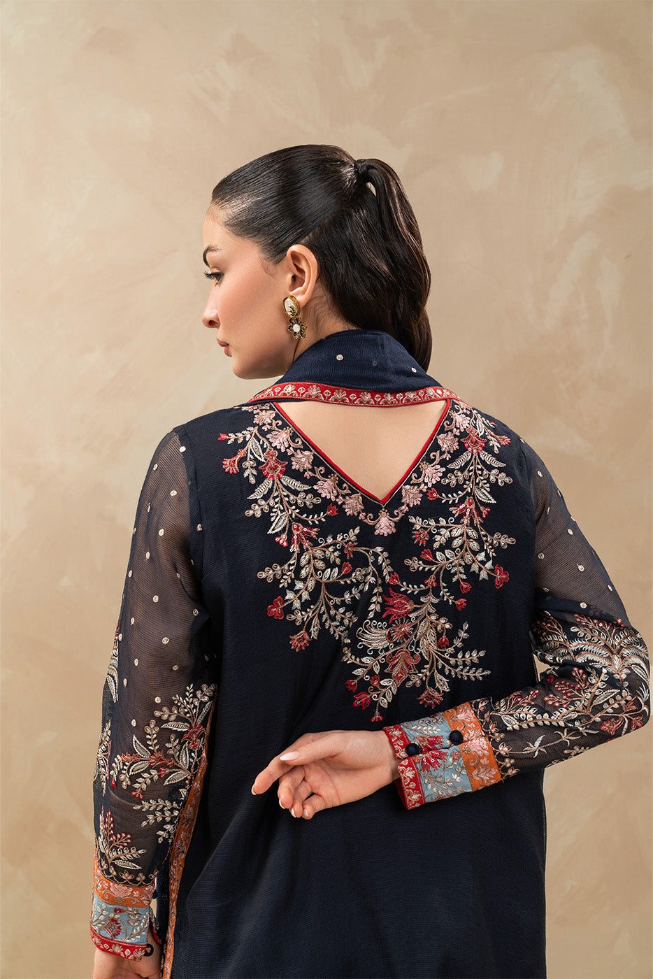 2 PIECE EMBROIDERED ORGANZA SUIT (LUXURY-PRET)