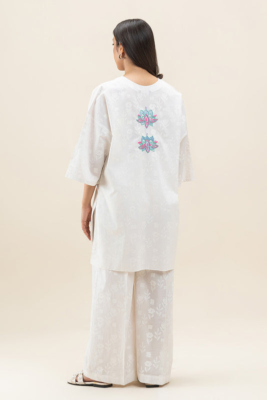 2 PIECE SCREEN PRINTED LAWN SUIT (PRET)