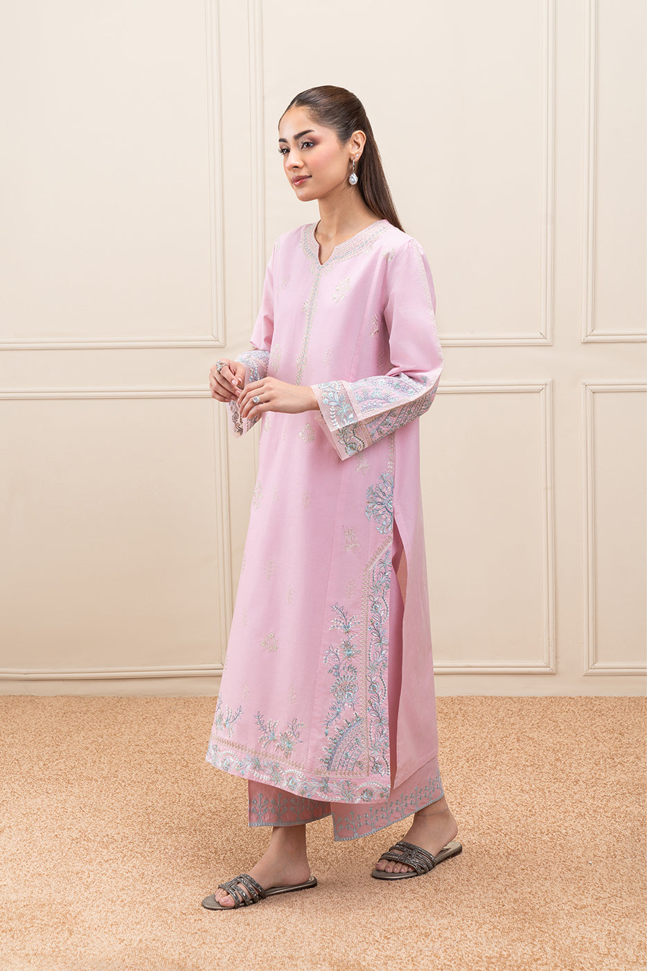 2 PIECE EMBROIDERED LAWN SUIT (PRET)
