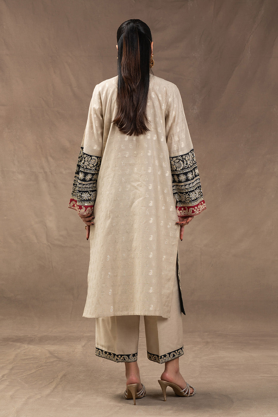 2 PIECE EMBROIDERED FANCY BADLA SUIT (LUXURY PRET)