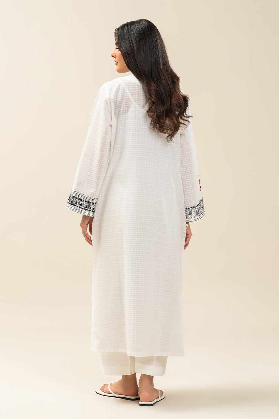 EMBROIDERED LAWN SHIRT (PRET)