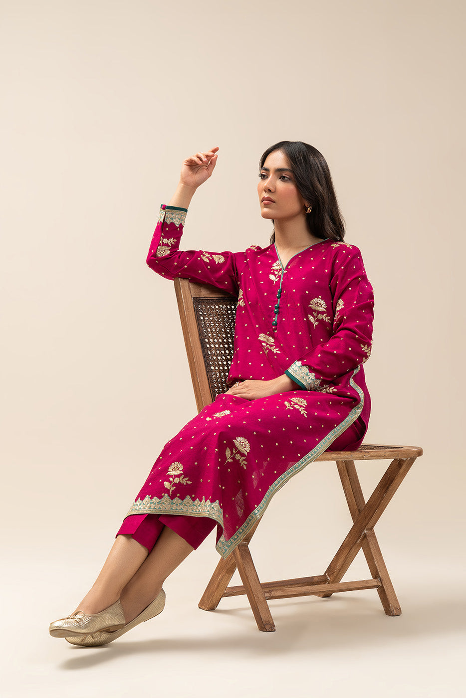 2 PIECE EMBROIDERED TWO TONE SUIT (PRET)